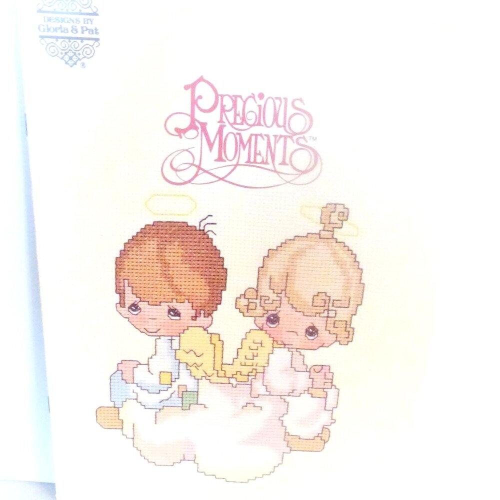 BK9  1980 Book PM-1 Gloria & Pat Precious Moments Boy Girl ANGELS Counted Thread